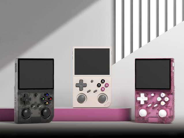 Anbernic releases surprise retro handheld globally for under $40 -  Notebookcheck News